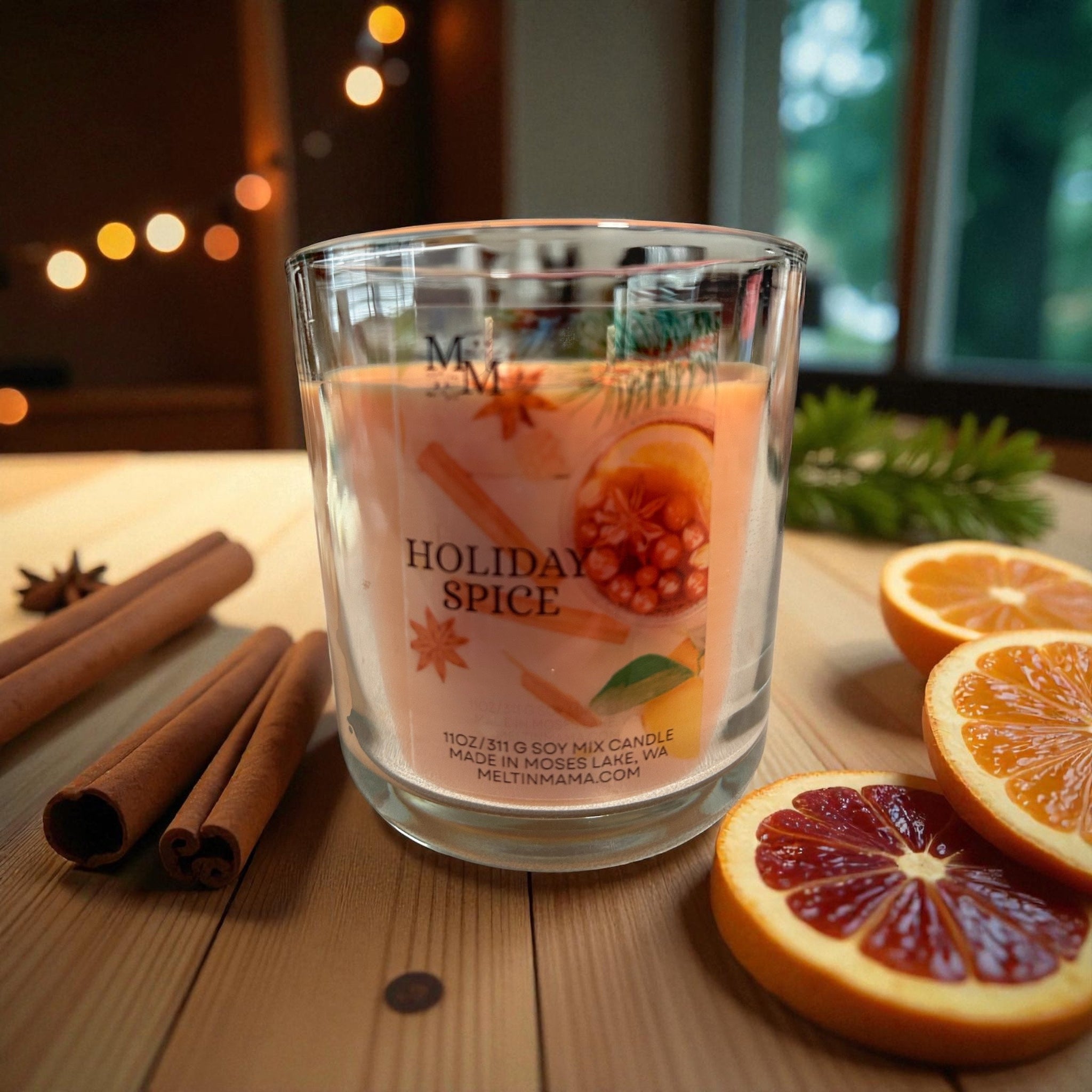 holiday spice candle-Top notes: Orange Zest  Middle notes: Tart Cranberries, Clove, Cinnamon  Base notes: Fresh Bread